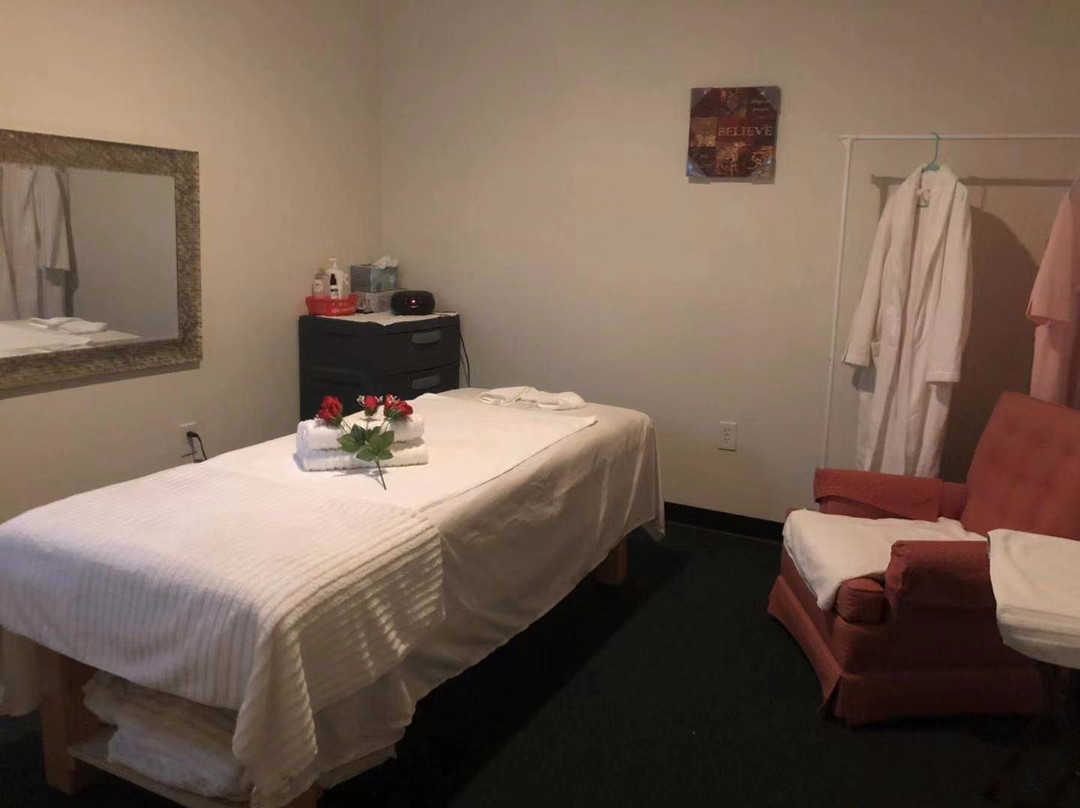 Breeze Massage Spa-格兰岱尔必去景点