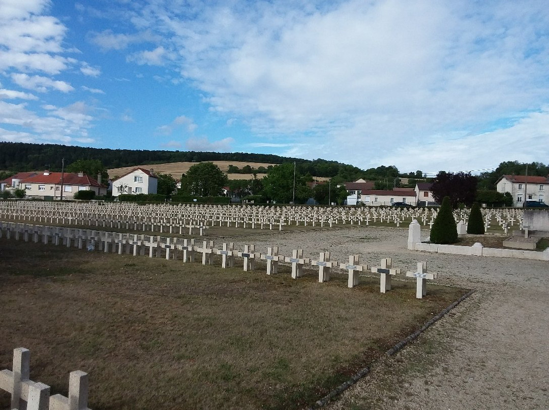 Cimetiere Militaire du Faubourg-Pave景点图片