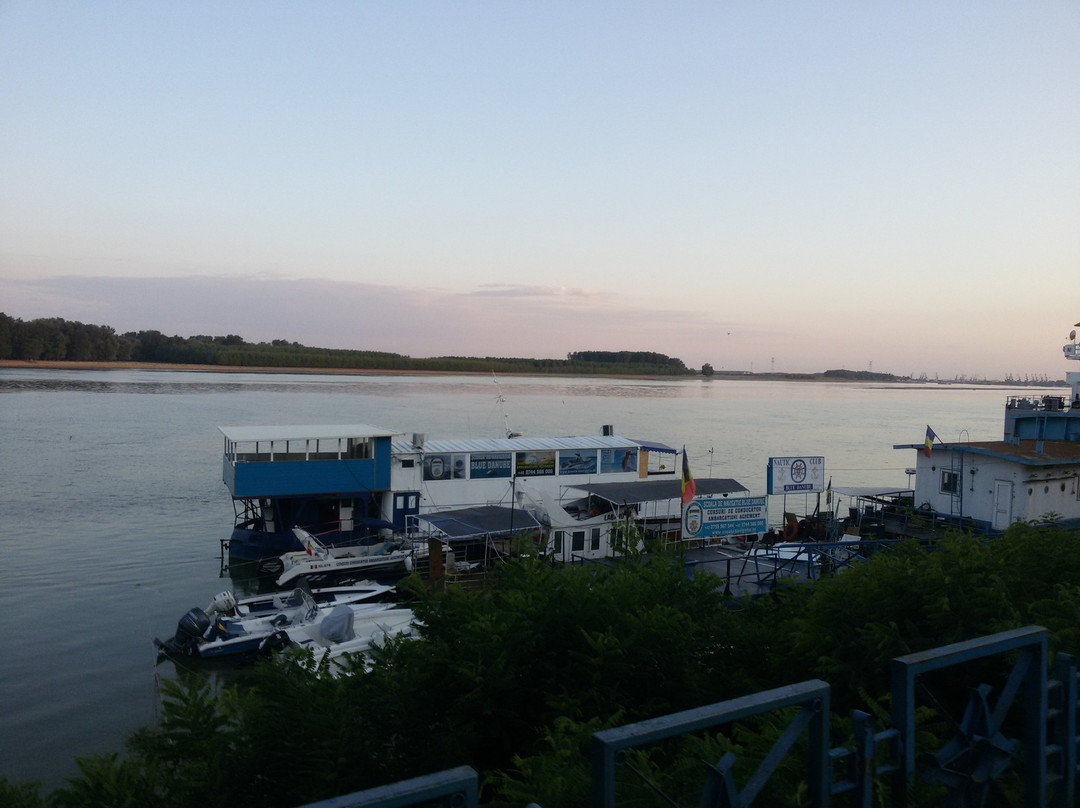 Danube Cliff景点图片