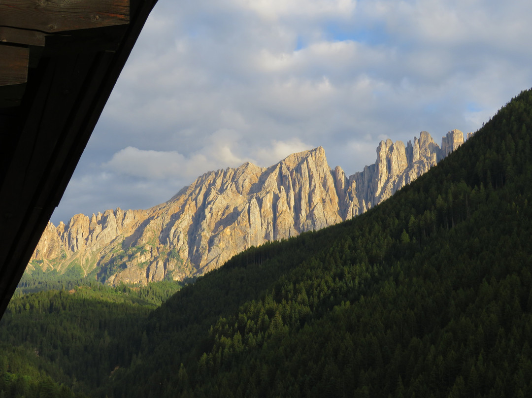 波斯特罗曼蒂克酒店主图