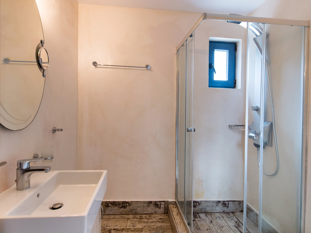 Ilianthos Apartments & Rooms主图