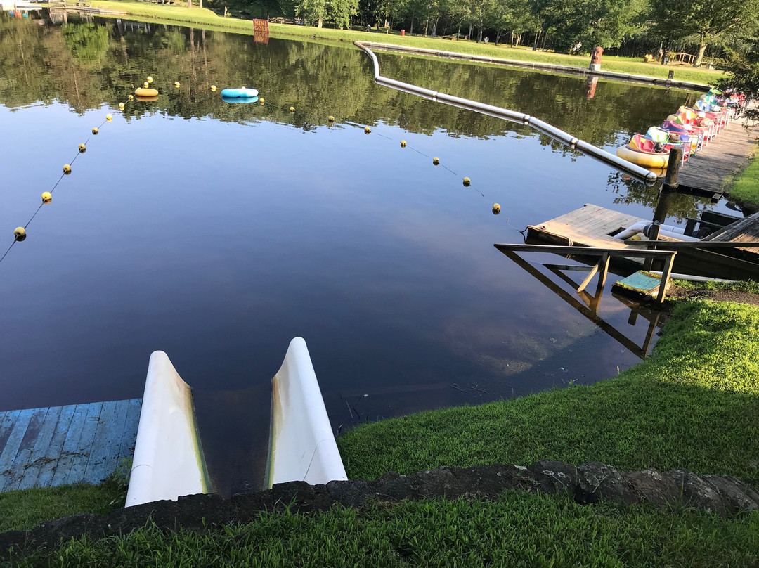 Tomahawk Lake Water Park景点图片