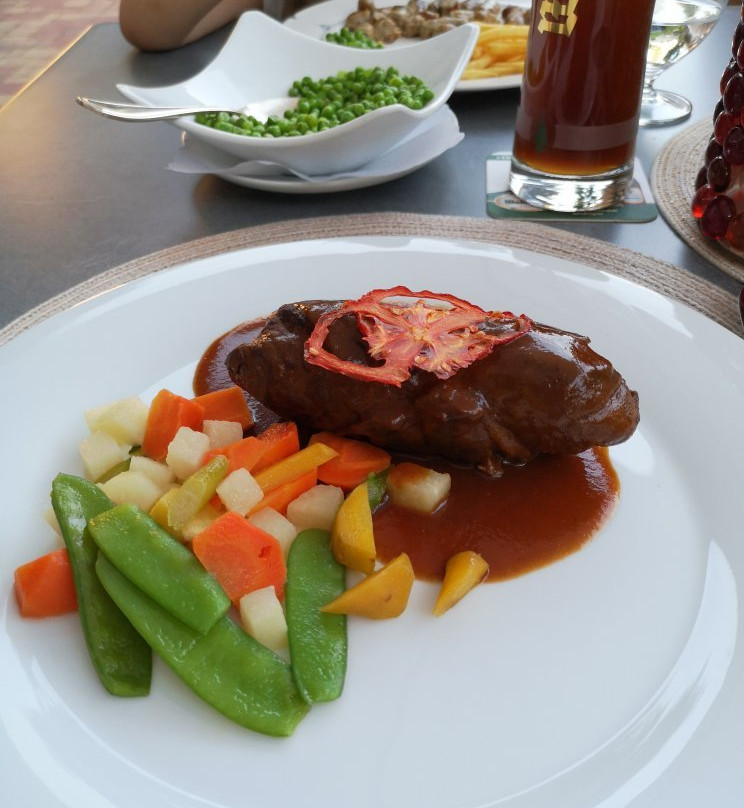 瓦尔德克酒店主图