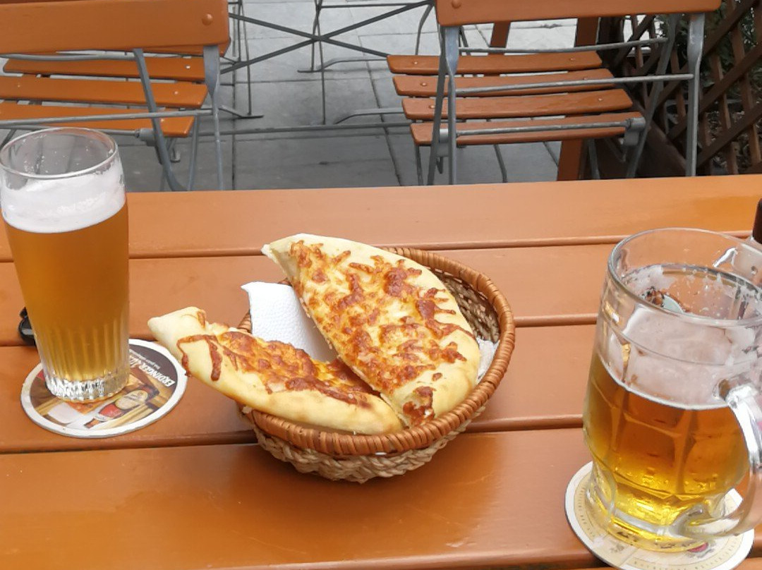 De&Ni Bistro