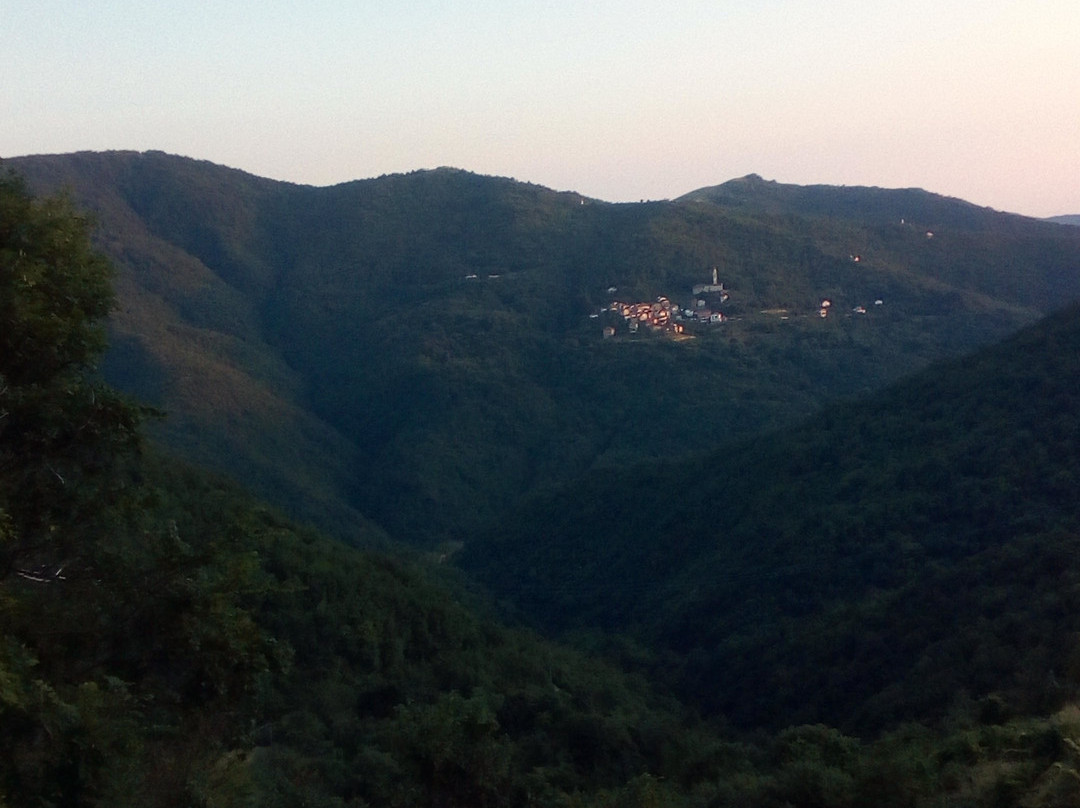 Chiesa di S. MIchele Arcangelo-Valbrevenna必去景点