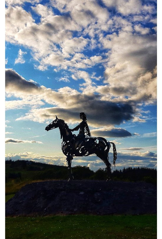 Gaelic Chieftain Sculpture景点图片