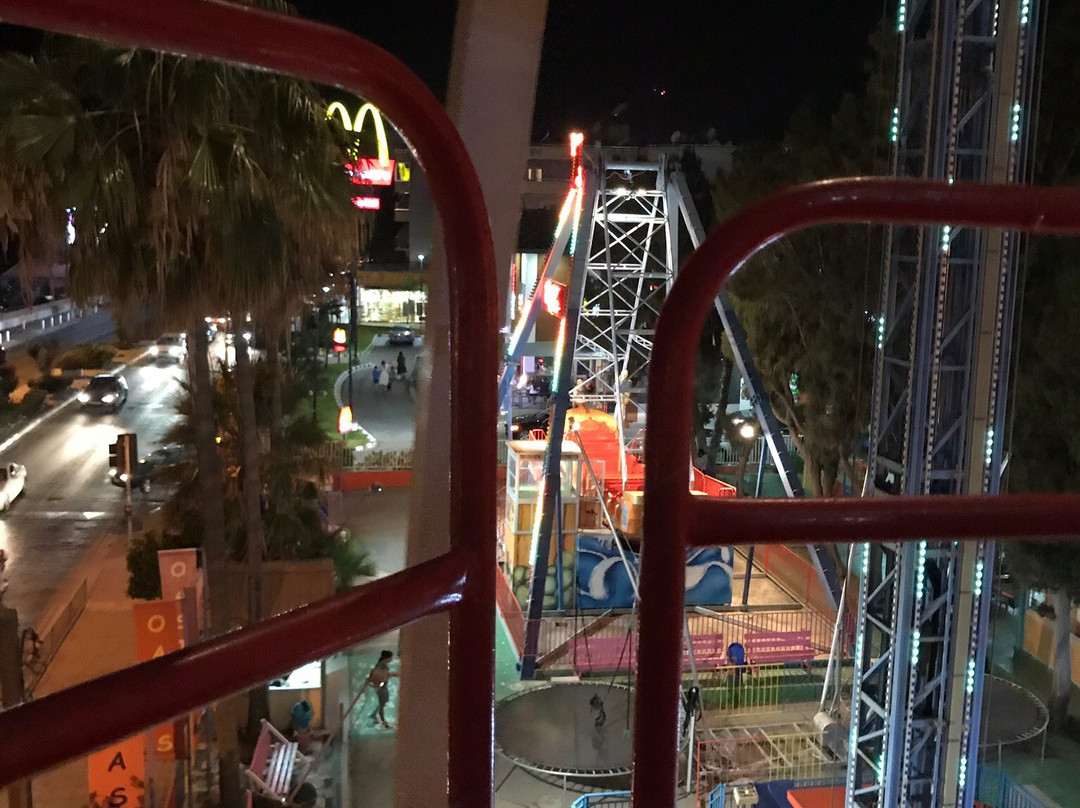 Oasis Luna park-Germasogeia必去景点