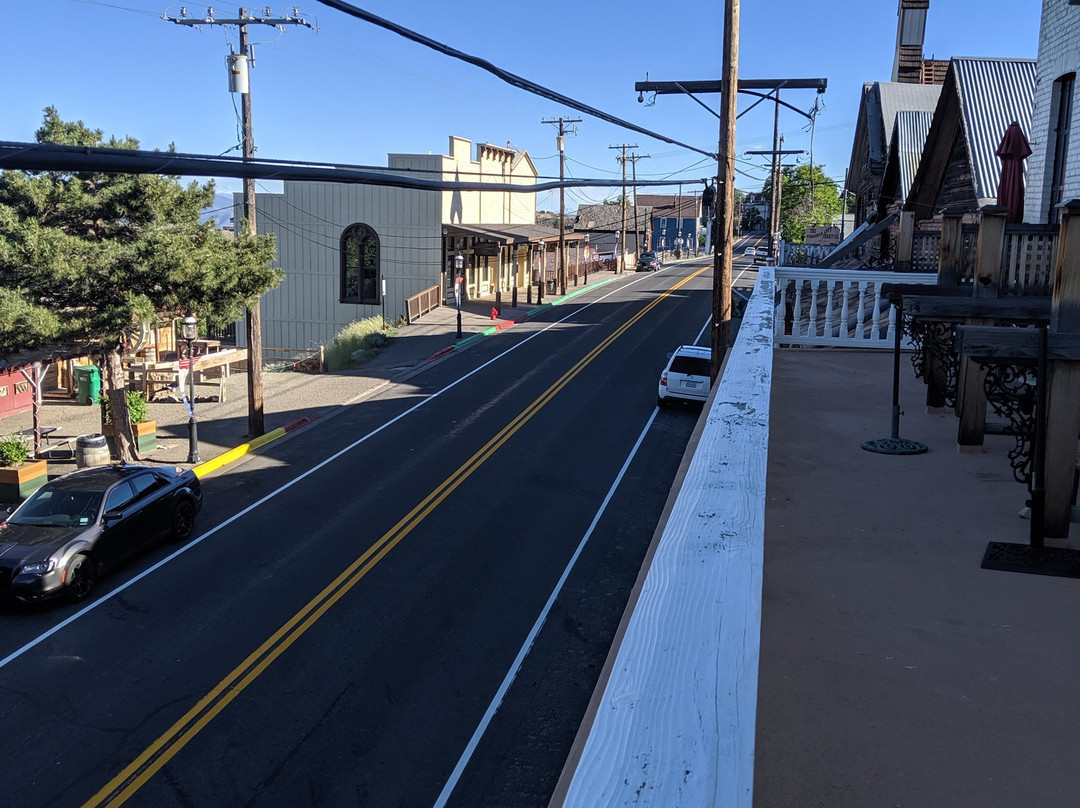 Tahoe House Hotel主图