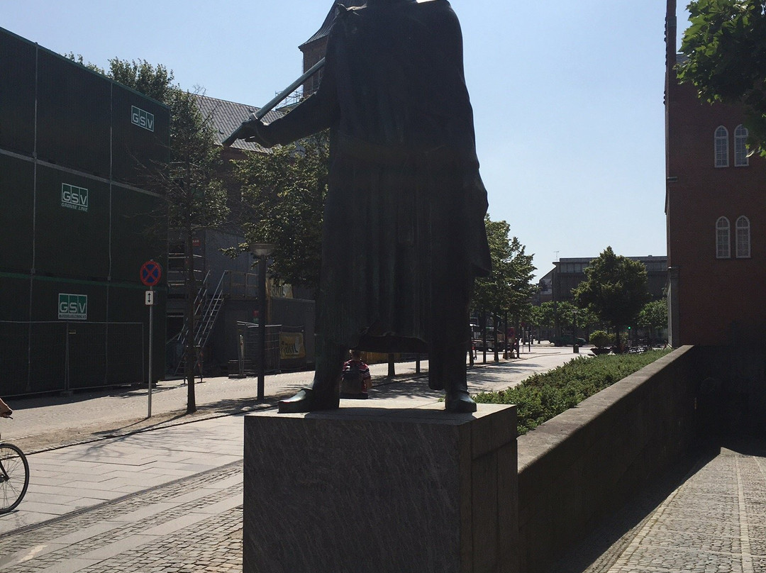 Canute The Holy-欧登塞必去景点