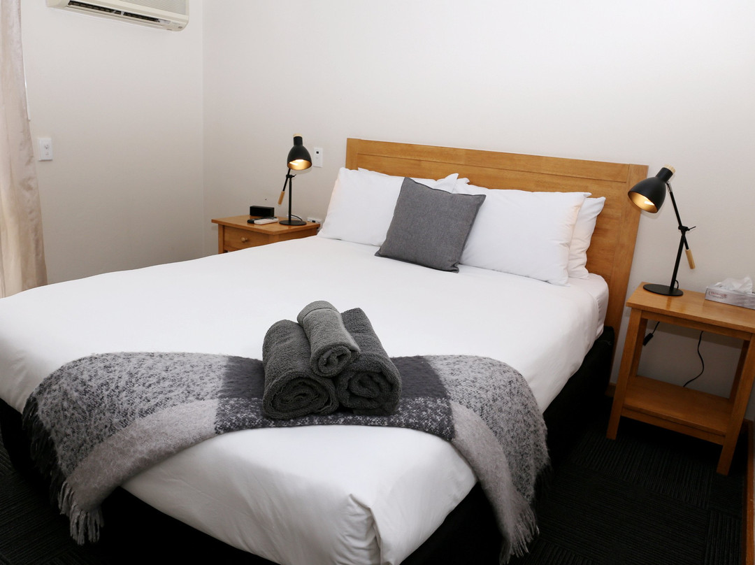 Henry's, Quirindi主图