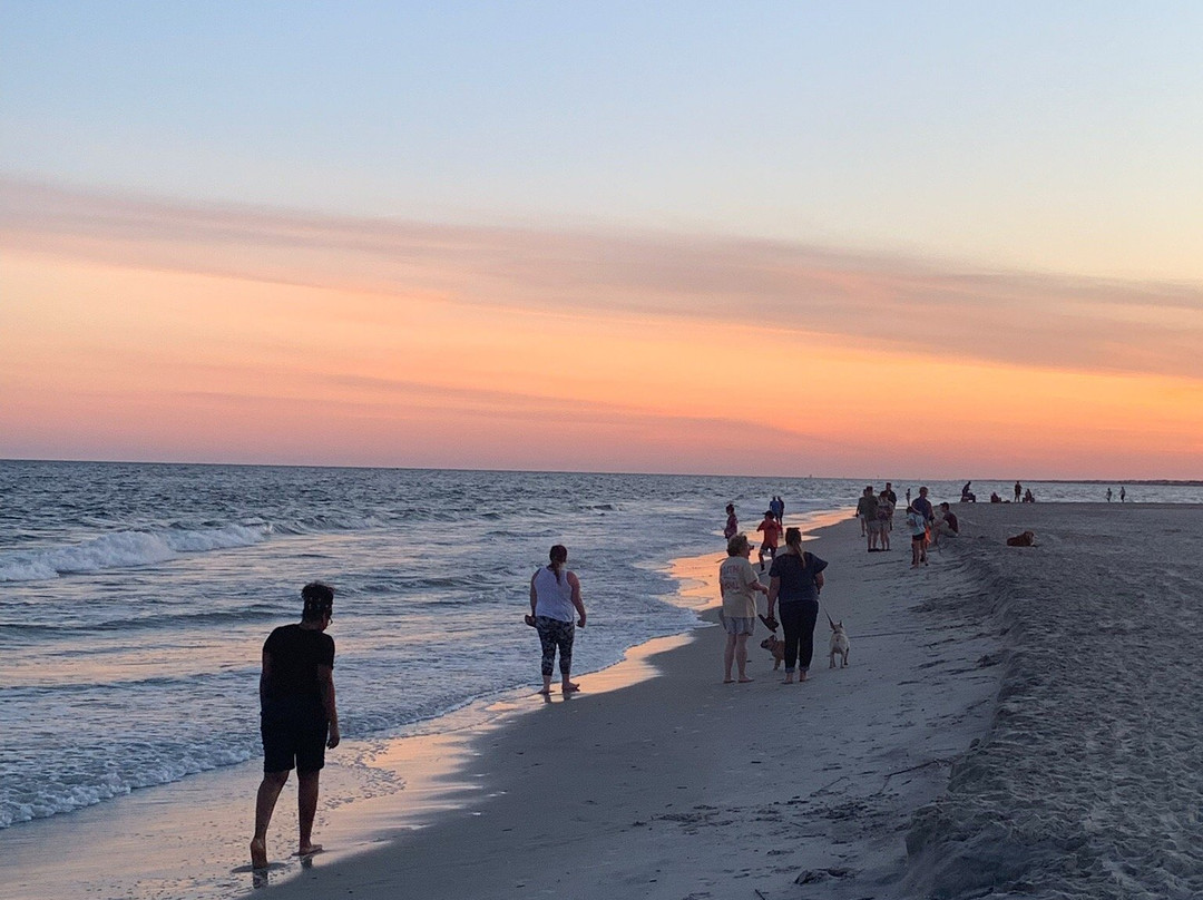 The Point-Oak Island必去景点