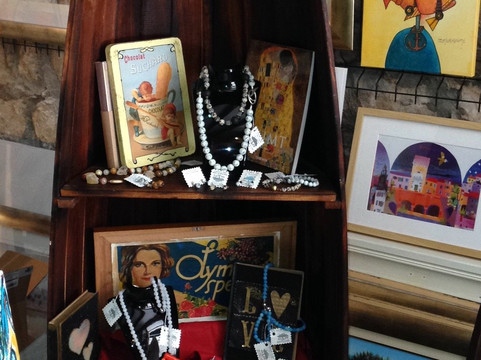 Arta Larga Gallery-玛卡沙必去景点