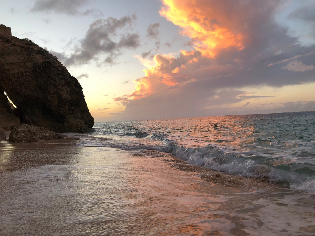 Plum Bay-Terres Basses必去景点