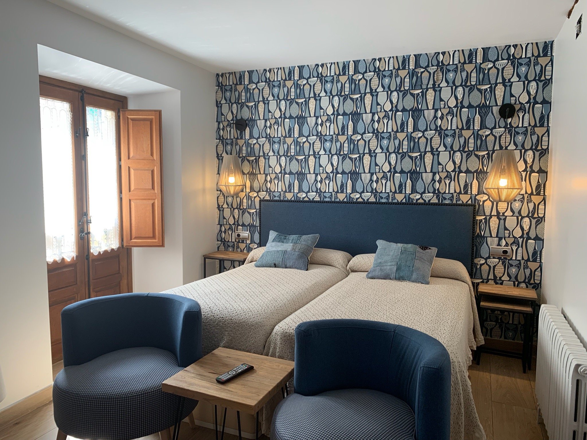 Hostal El Rebalon-官方