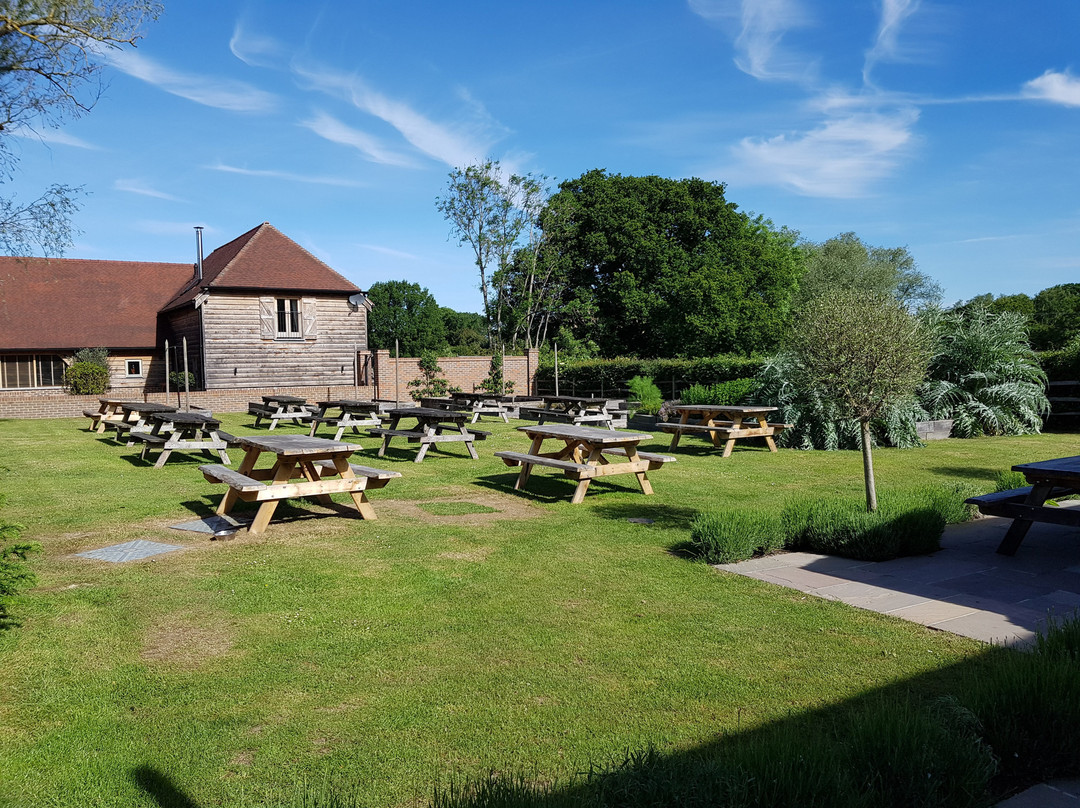 The Three Chimneys主图