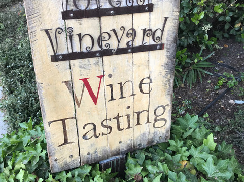 Toretti Family Vineyard Tasting Room-洛斯奥利沃斯必去景点