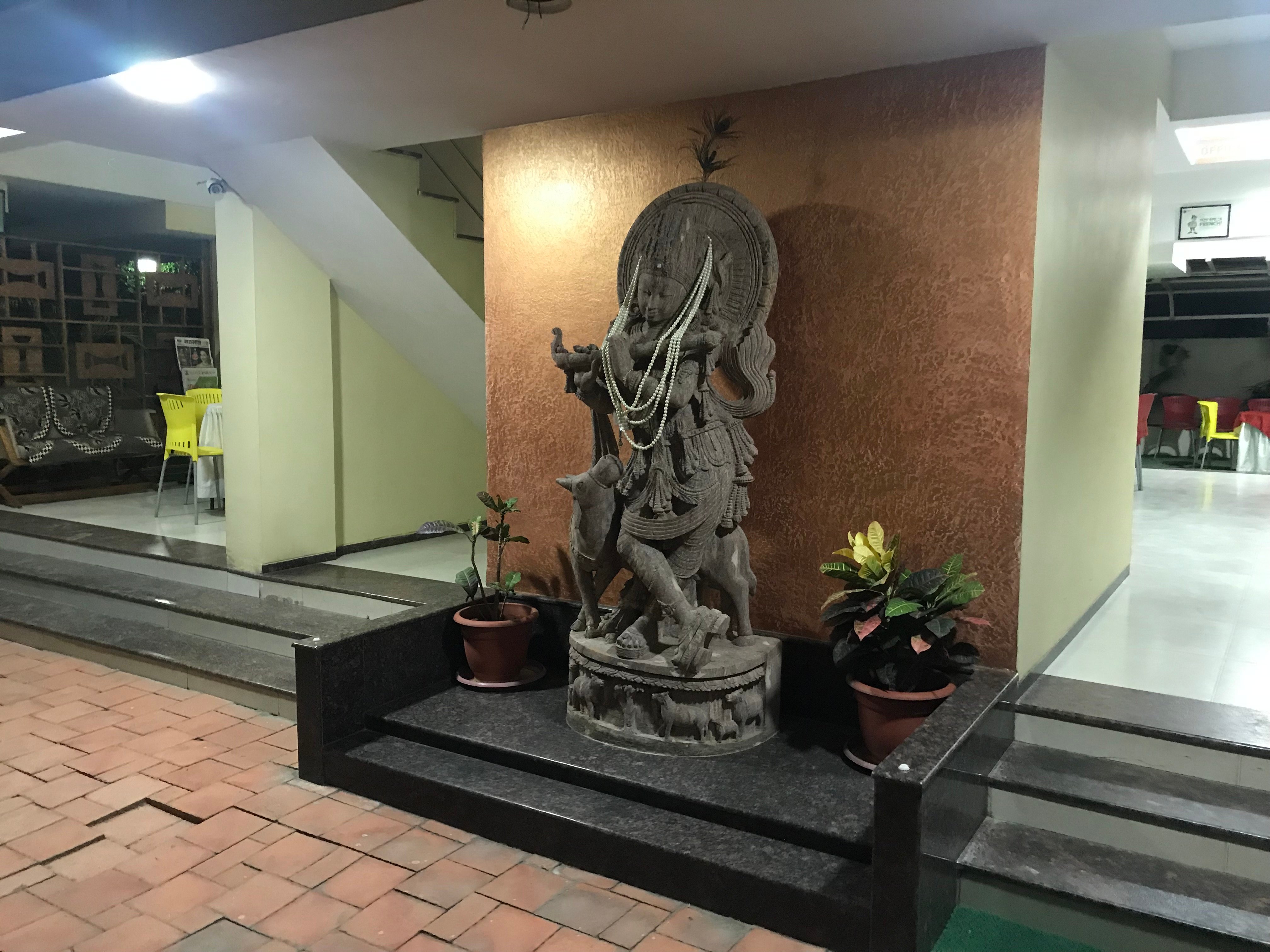 Treebo Trend Jog Centre-浴室