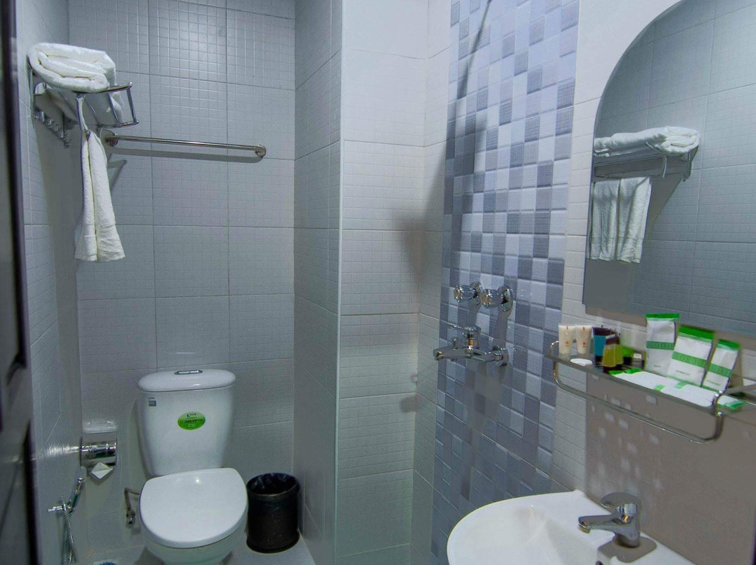 皇家皇后酒店主图