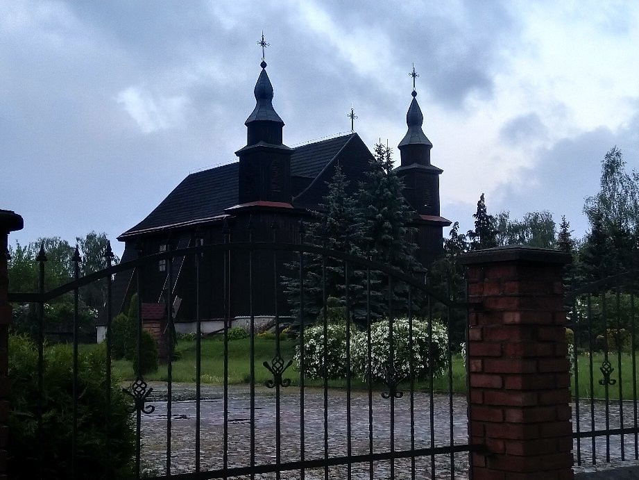 Assumption Church St. Anne-Kovel必去景点