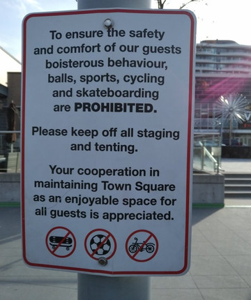 ArtWalk in the Square-多伦多必去景点