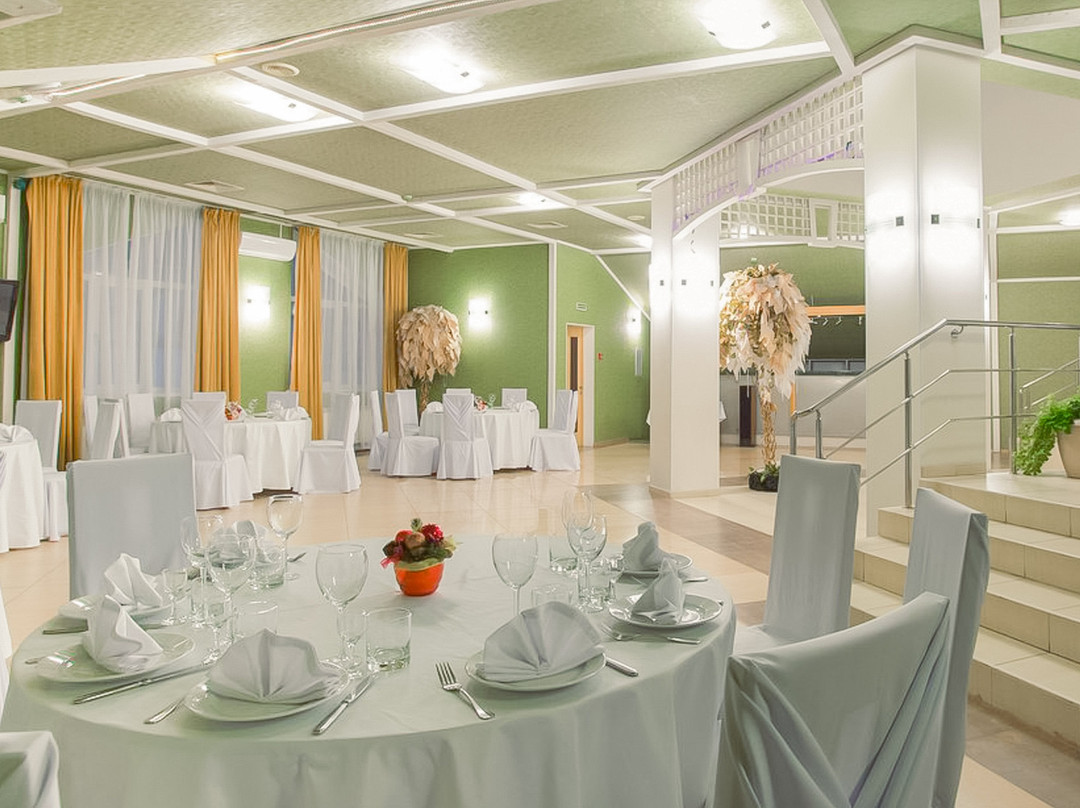 Park Hotel Dubrava主图