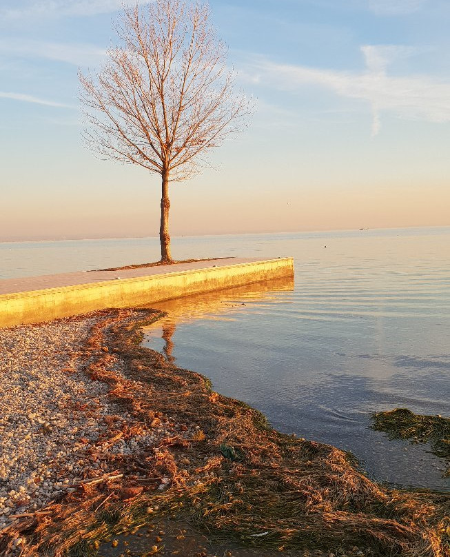 Spiaggia Porto San Felice景点图片