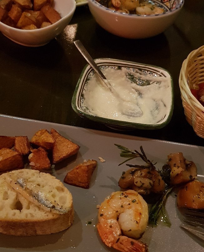 Harsum旅游景点-La Tapa Bar