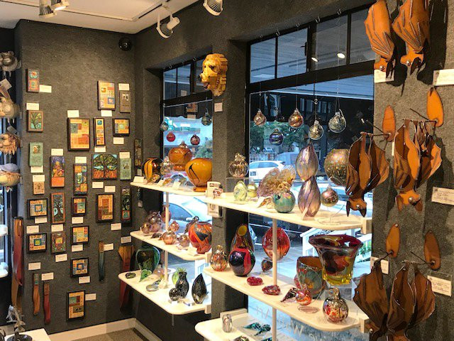 Artifacts Gallery景点图片