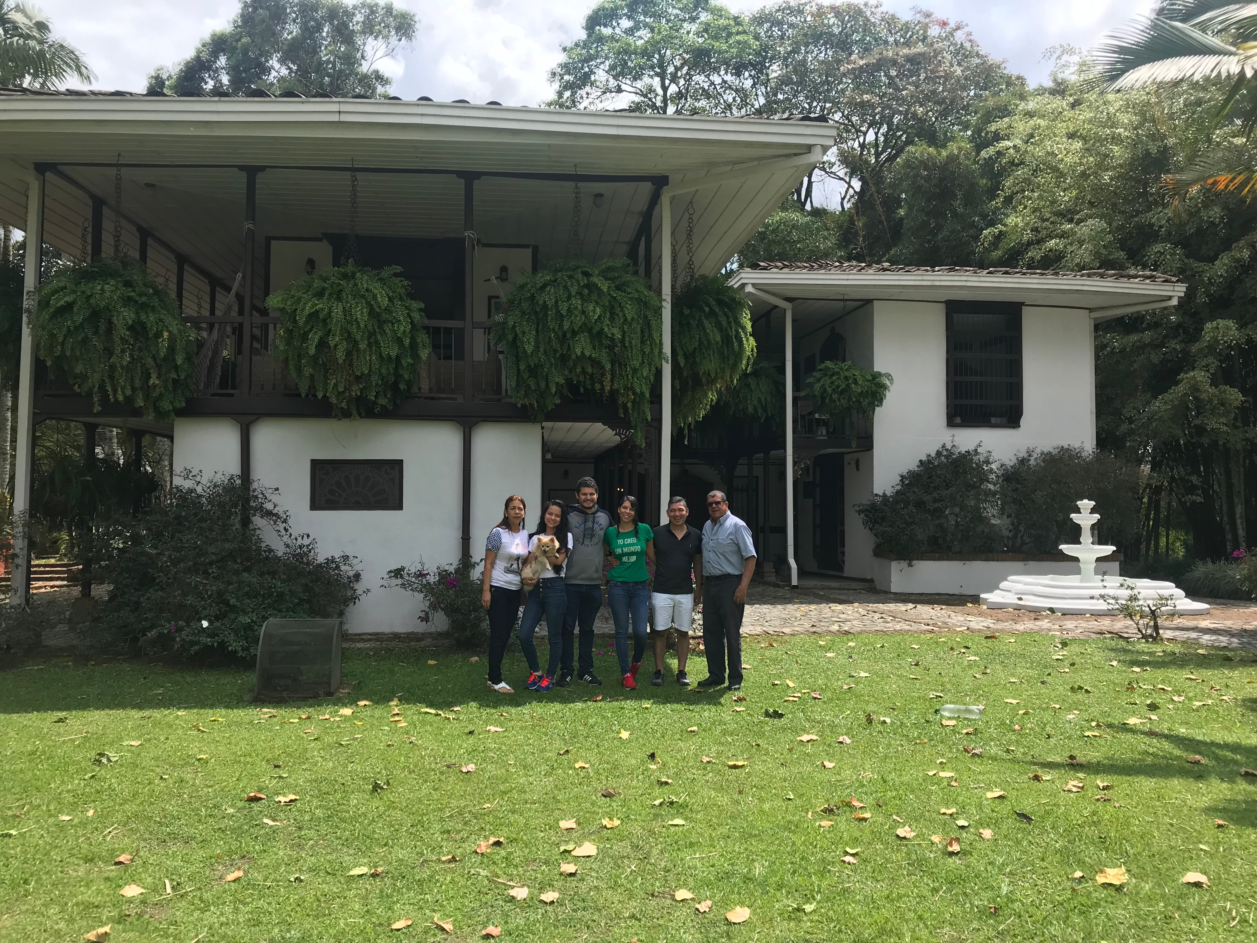 Hostal Hacienda Bombay-官方