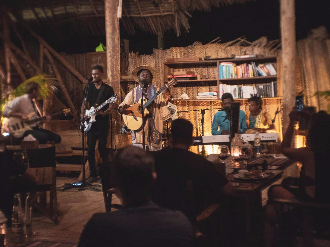 Bandas Live Music-Matemwe必去景点