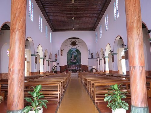 Catedral Diocesana Nossa Senhora Do Seringueiro-Guajara-Mirim必去景点