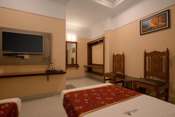 Hotel Vashanth Krishna主图