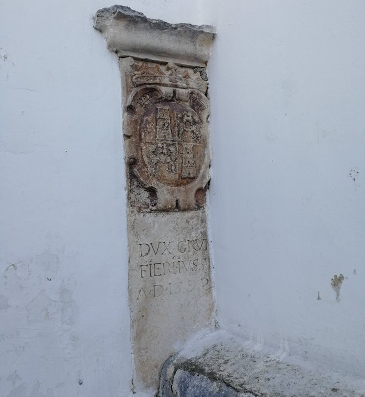 Castello Normanno-Della Tolfa-Toritto必去景点