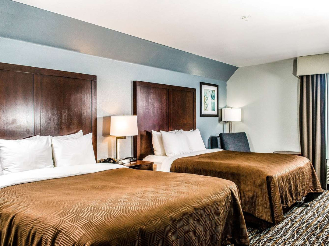 Clarion Hotel By Humboldt Bay主图