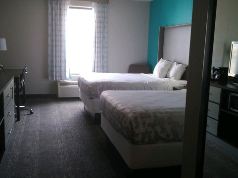 詹姆斯敦拉昆塔温德姆套房酒店主图