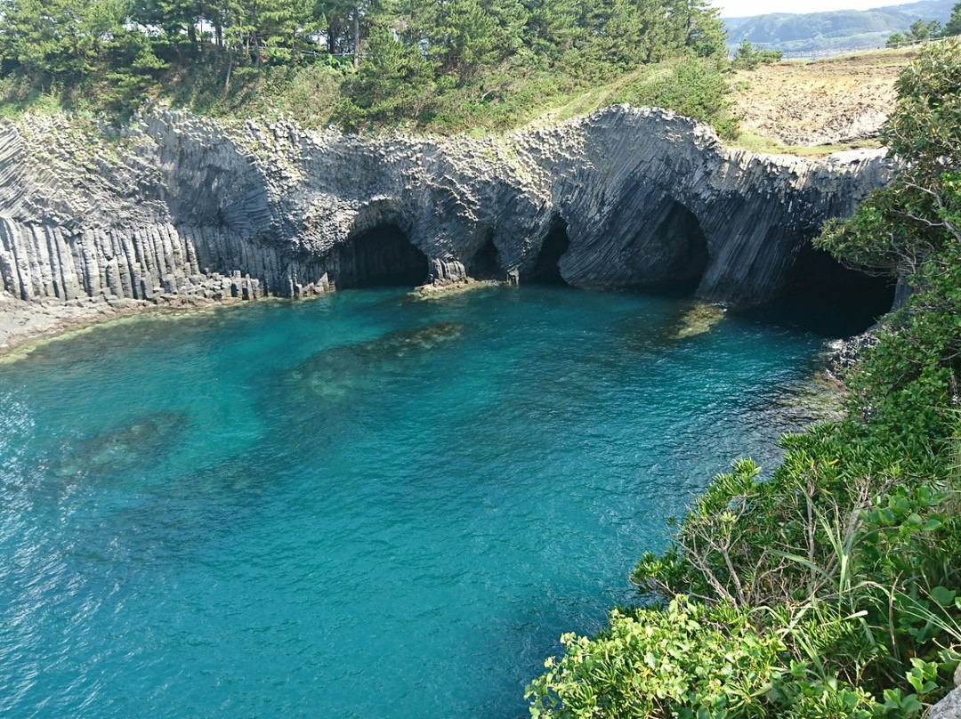 Nanatsugama Caves景点图片
