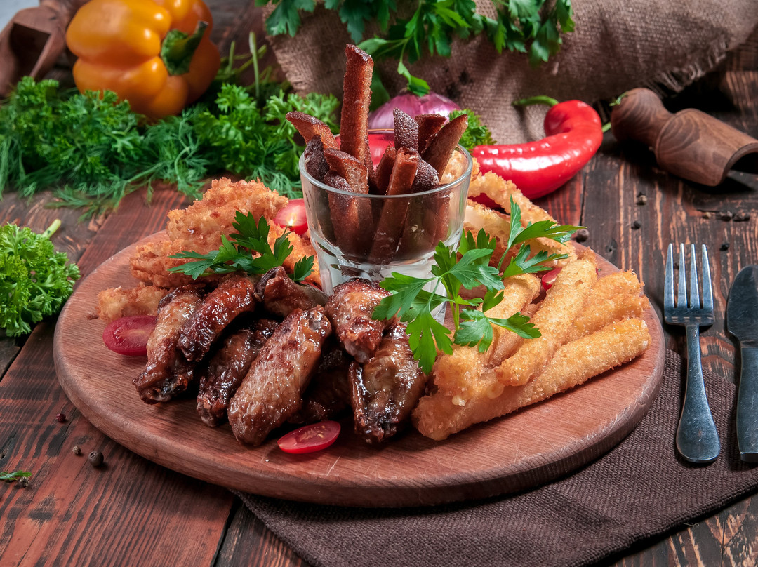 Dzerzhinskoye餐馆和美食-Cafe MansArda