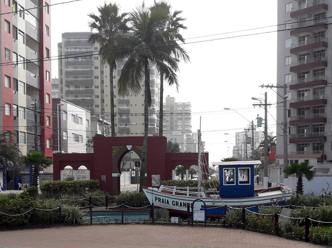 Praca Lions  (Barquinho)-普拉亚格兰德必去景点