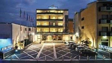 Best Western Hotel Ferrari主图