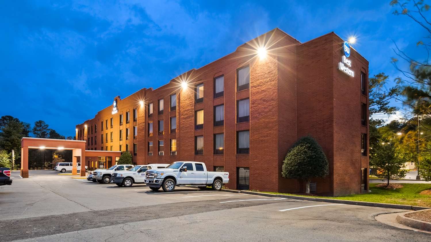 Best Western Plus Executive Hotel-官方