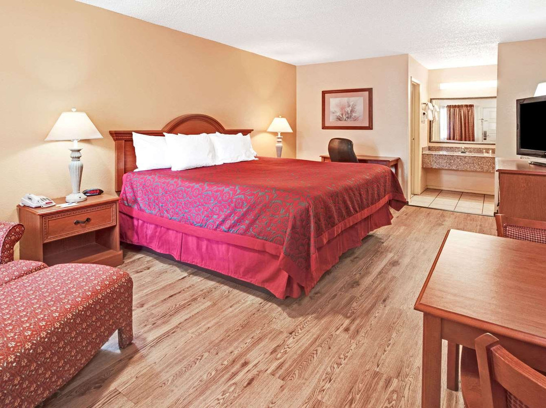 Days Inn by Wyndham Boerne主图