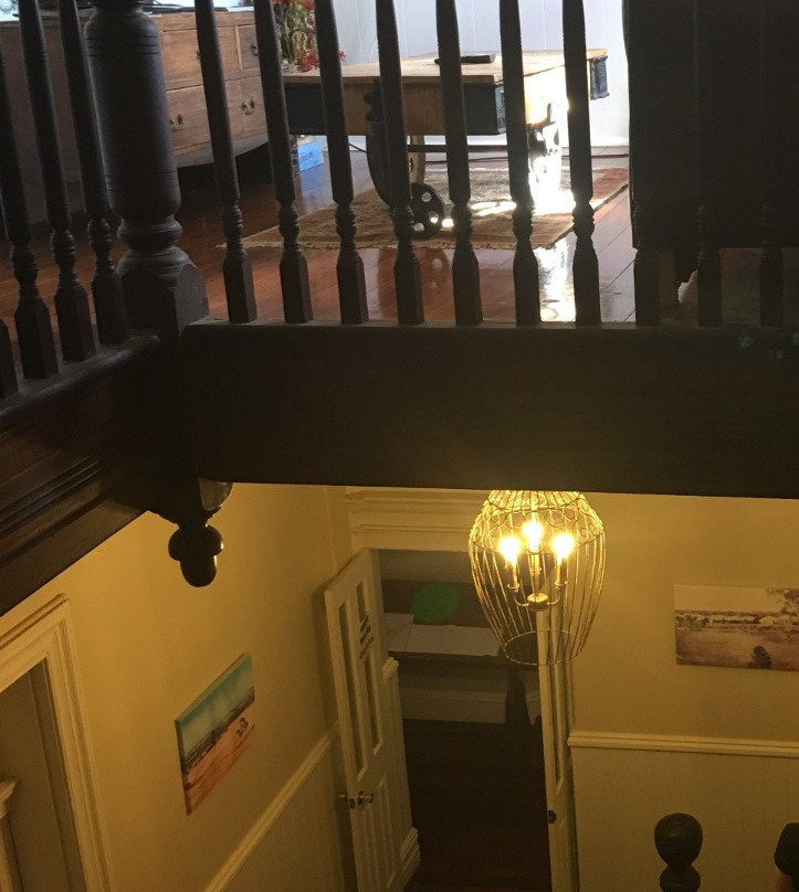 Bedford Arms Hotel主图