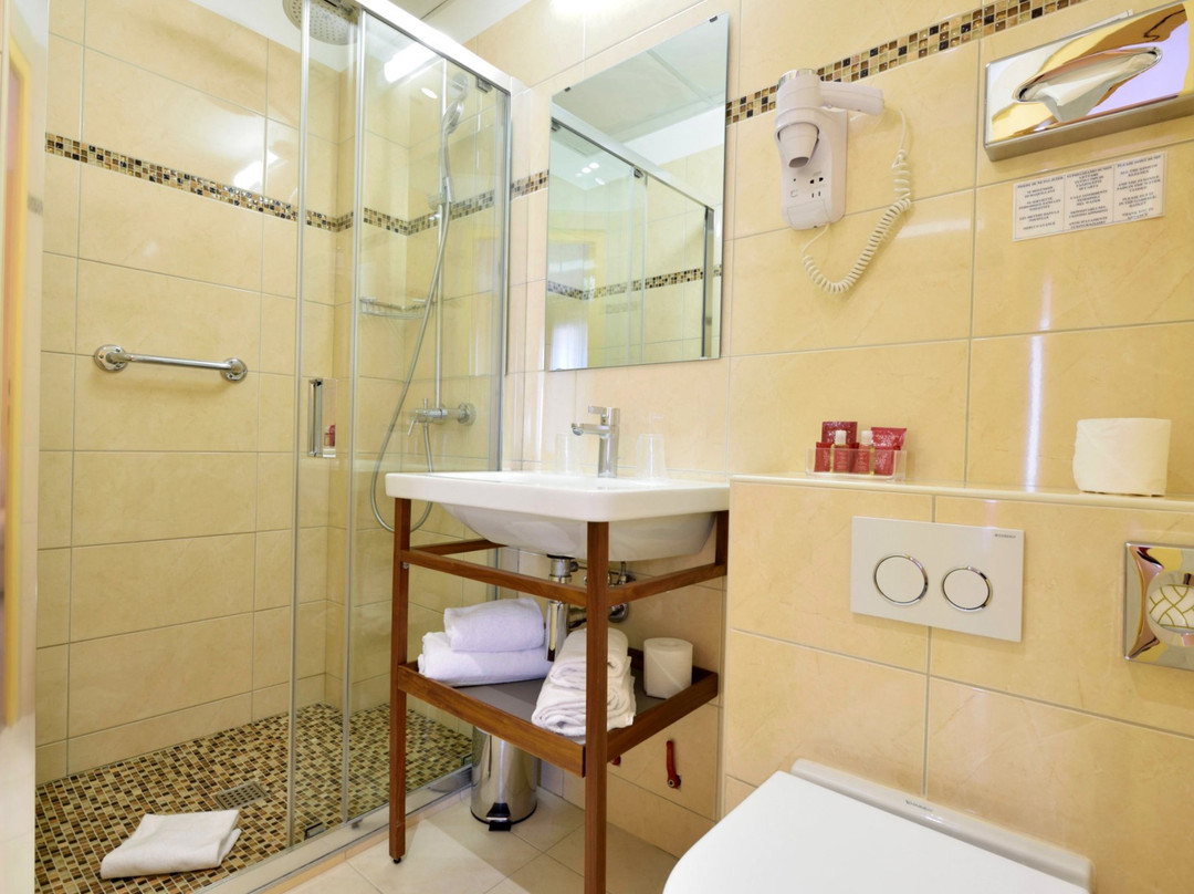 卡比特勒酒店主图