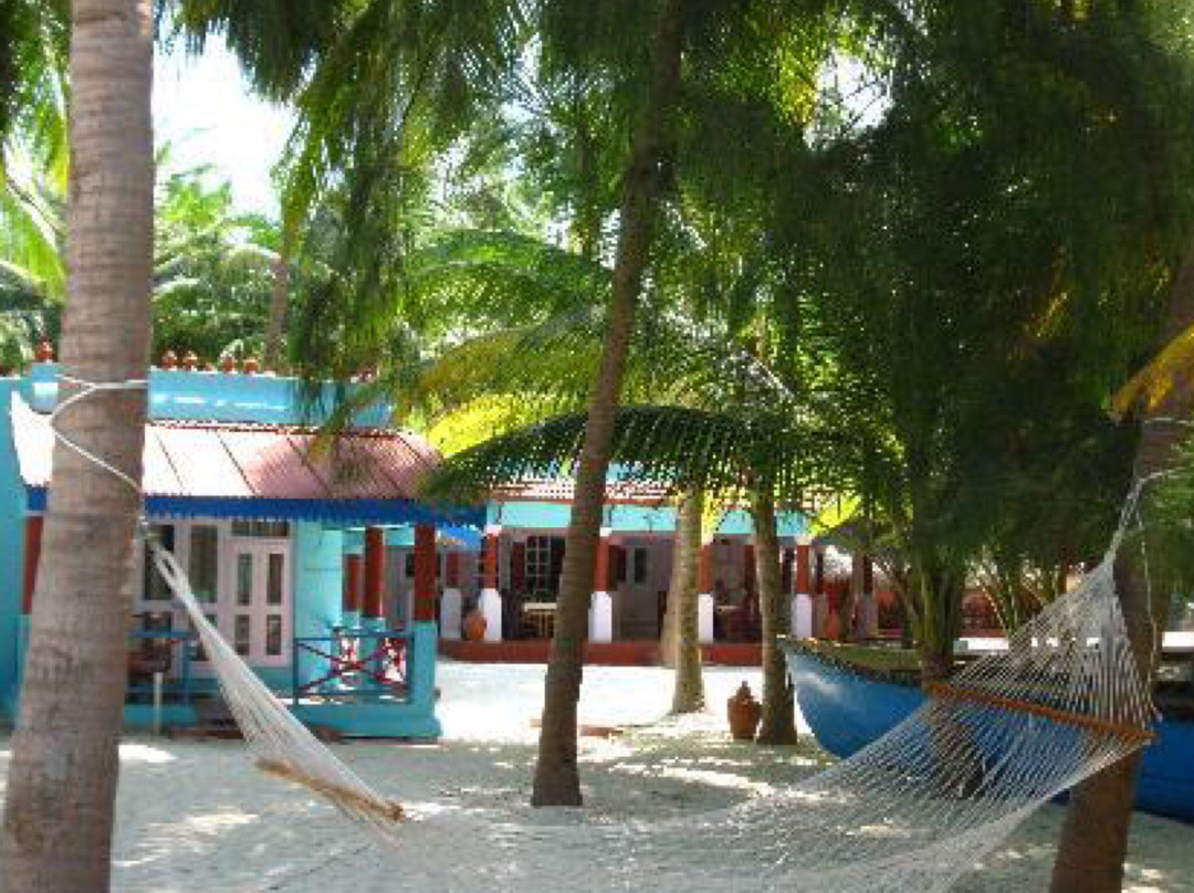 Coral Paradise Beach Resort主图