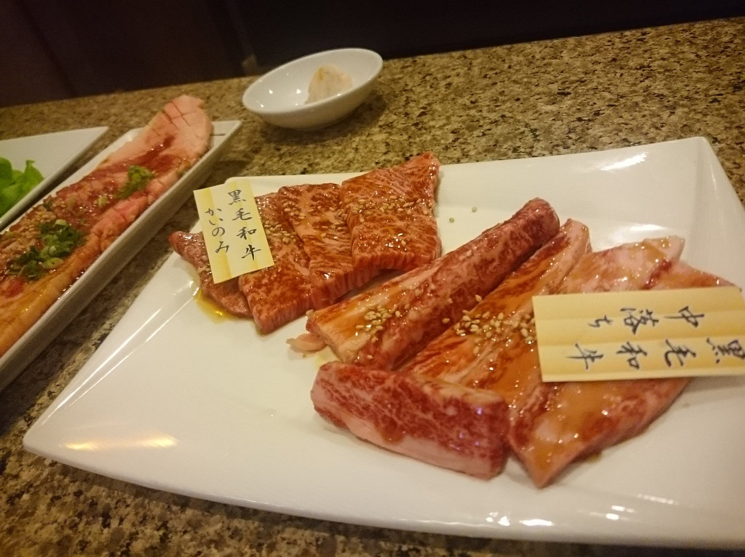 肉御殿 糸満本店