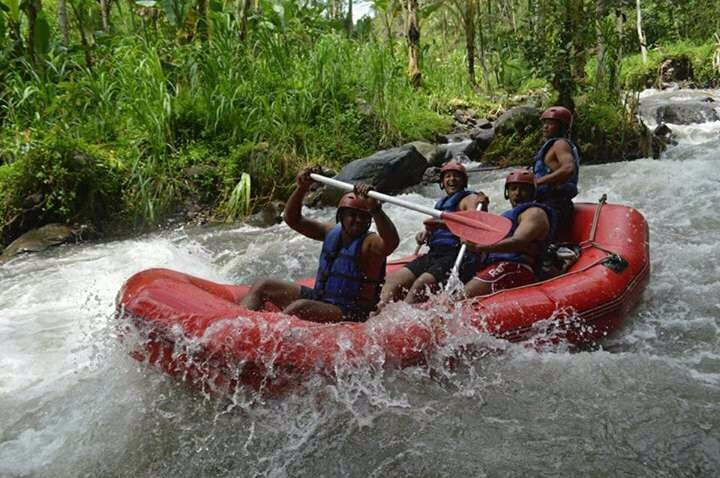 Telaga Waja White Water Rafting-金巴兰必去景点