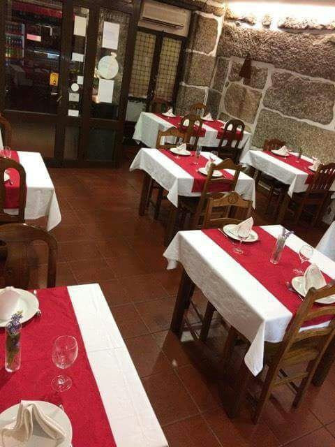Ataes餐馆和美食-Retiro do Minhoto