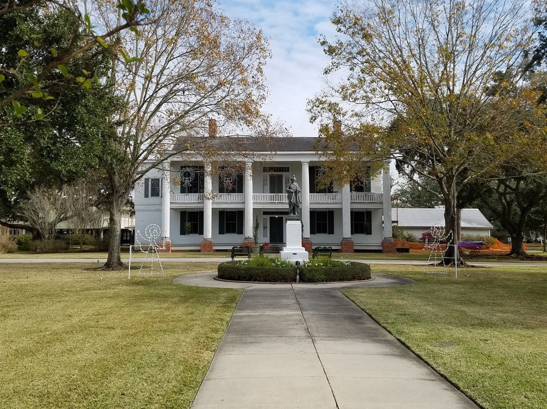 Church of St Martin de Tours-Saint Martinville必去景点