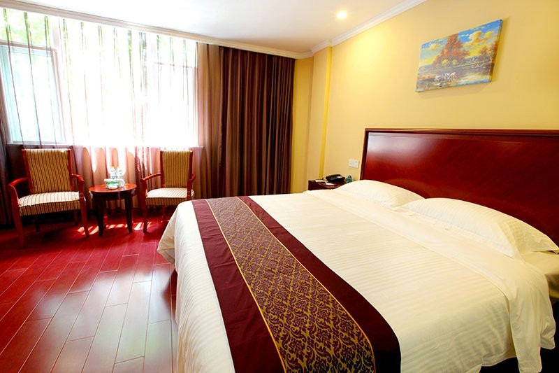 格林豪泰镇江江苏科技大学青年广场店主图