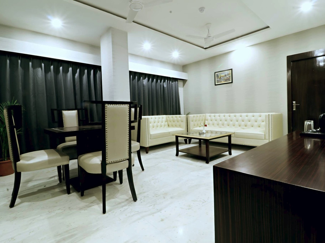 Hotel The Grand Siba主图